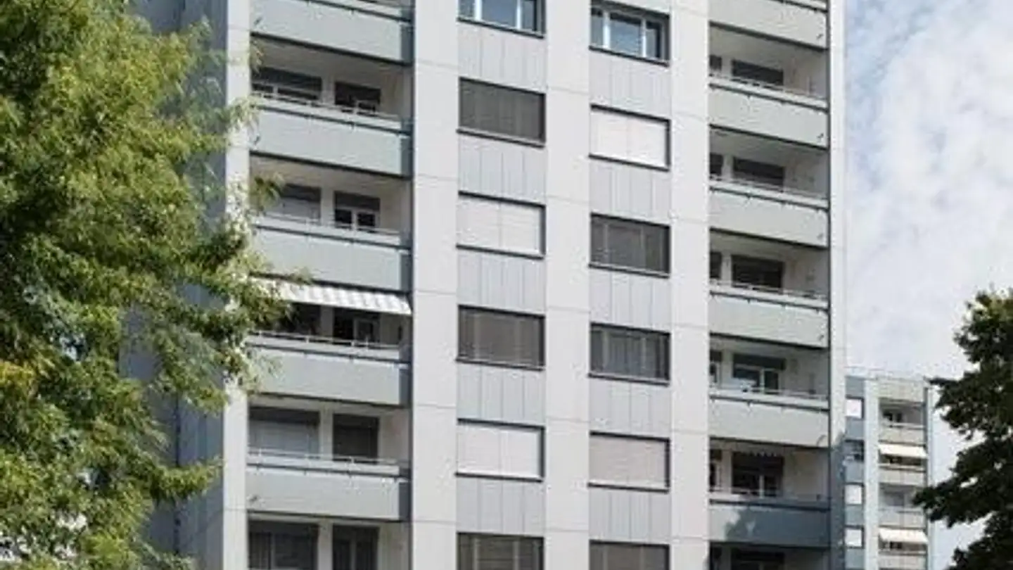 Parkplatz im Freien mieten - General Herzog-Strasse 41, 5600 Lenzburg