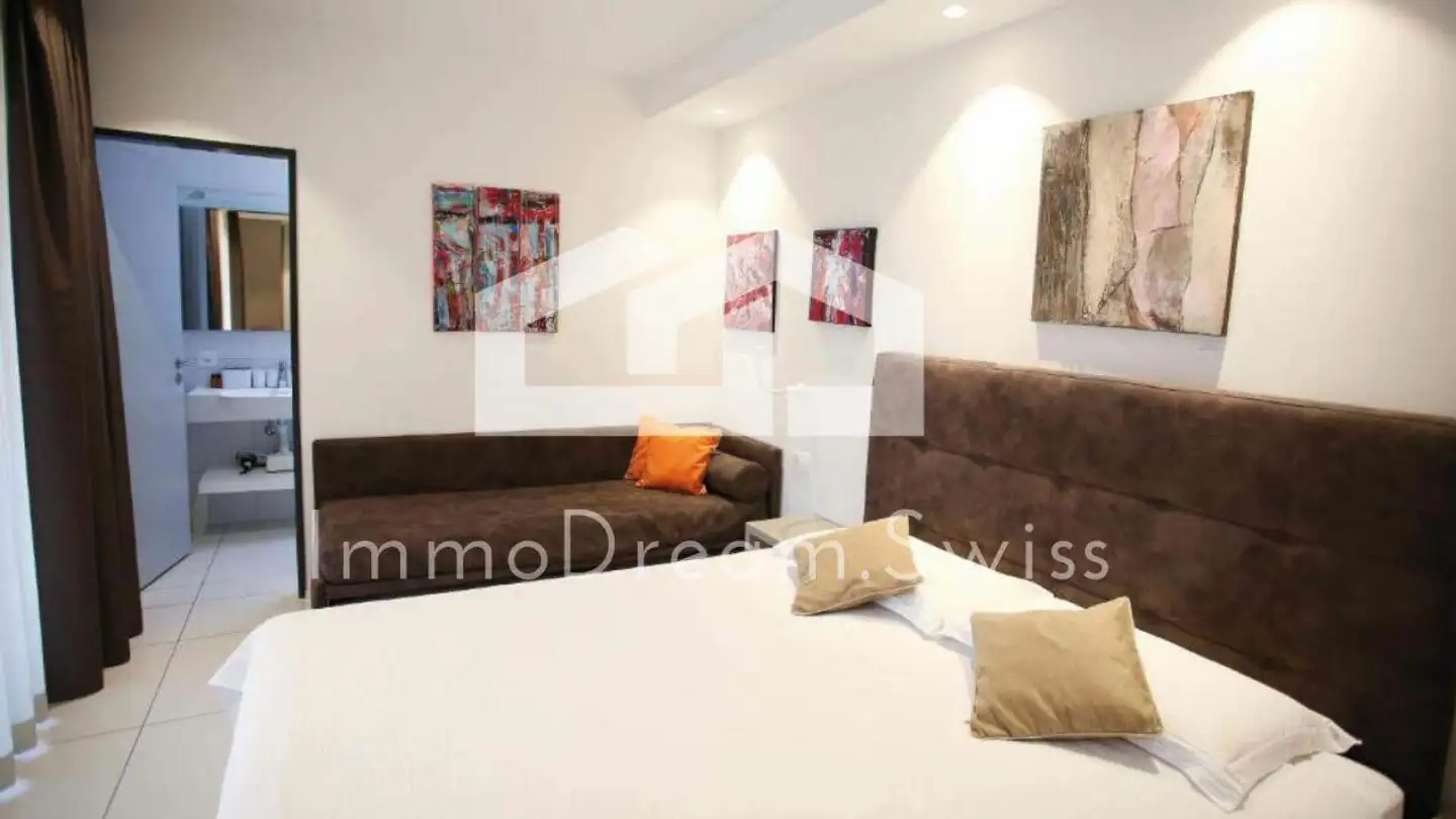 Hotel for sale - Via Bartolomeo Varenna, 6600 Locarno - Photo 2