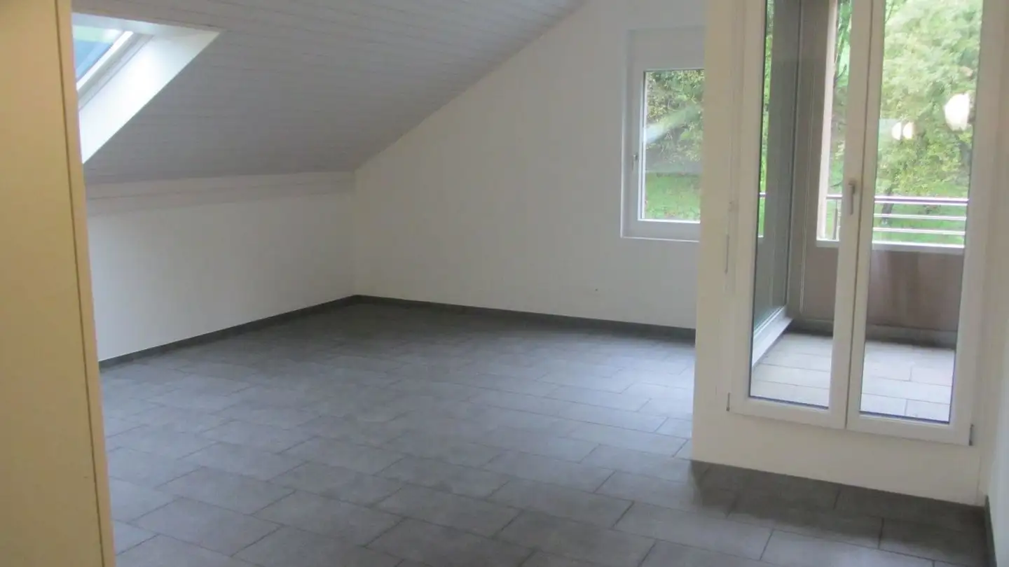 Dachgeschosswohnung mieten - Hauptstrasse 3a, 4435 Niederdorf - Foto 3