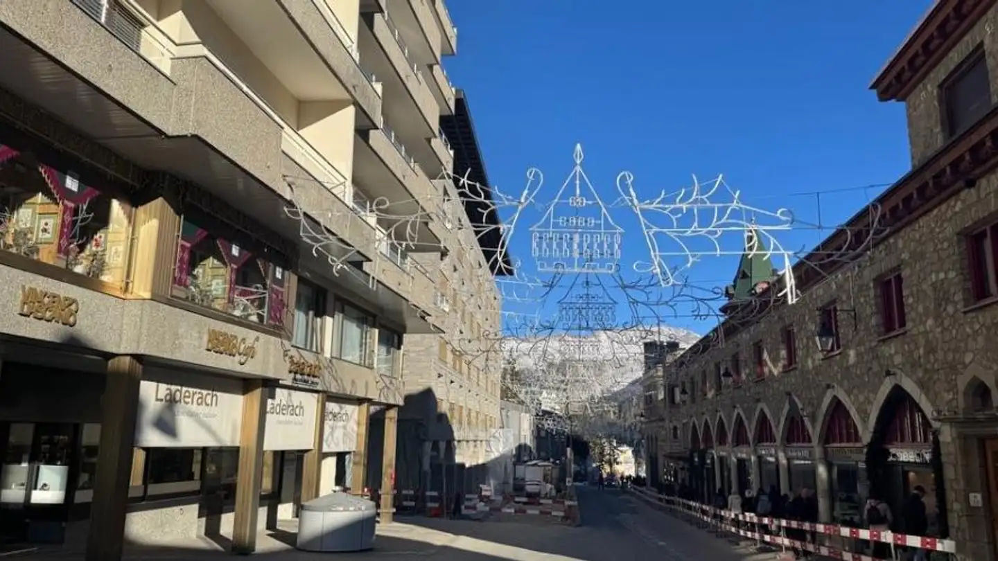 Parcheggio sotterraneo in affitto - Via Serlas 26, 7500 St. Moritz