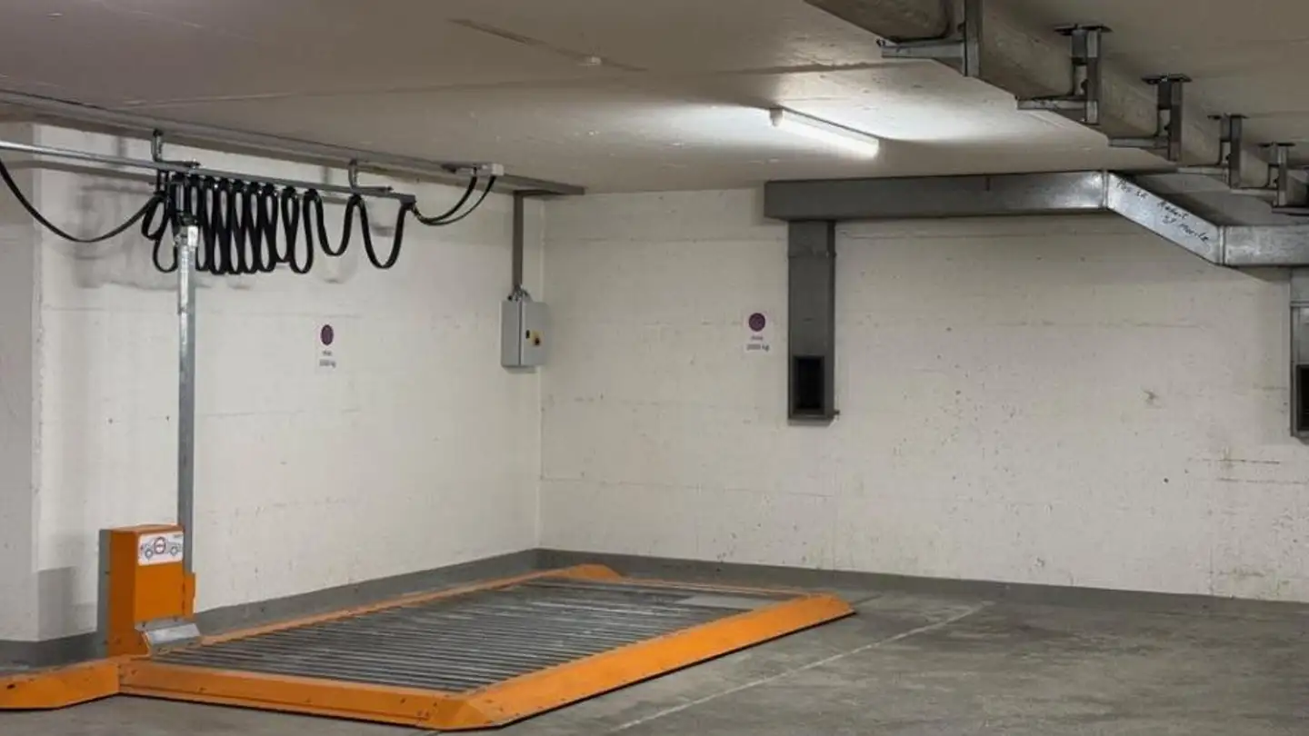 Parcheggio sotterraneo in affitto - Via Serlas 26, 7500 St. Moritz - Foto 4
