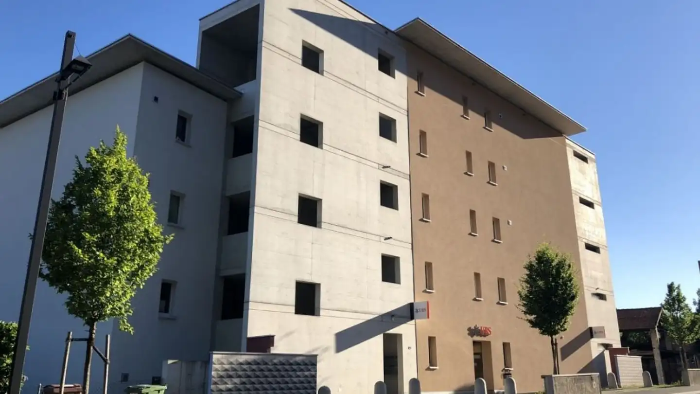 Spazio ufficio in affitto - Via San Gottardo 74, 6596 Gordola