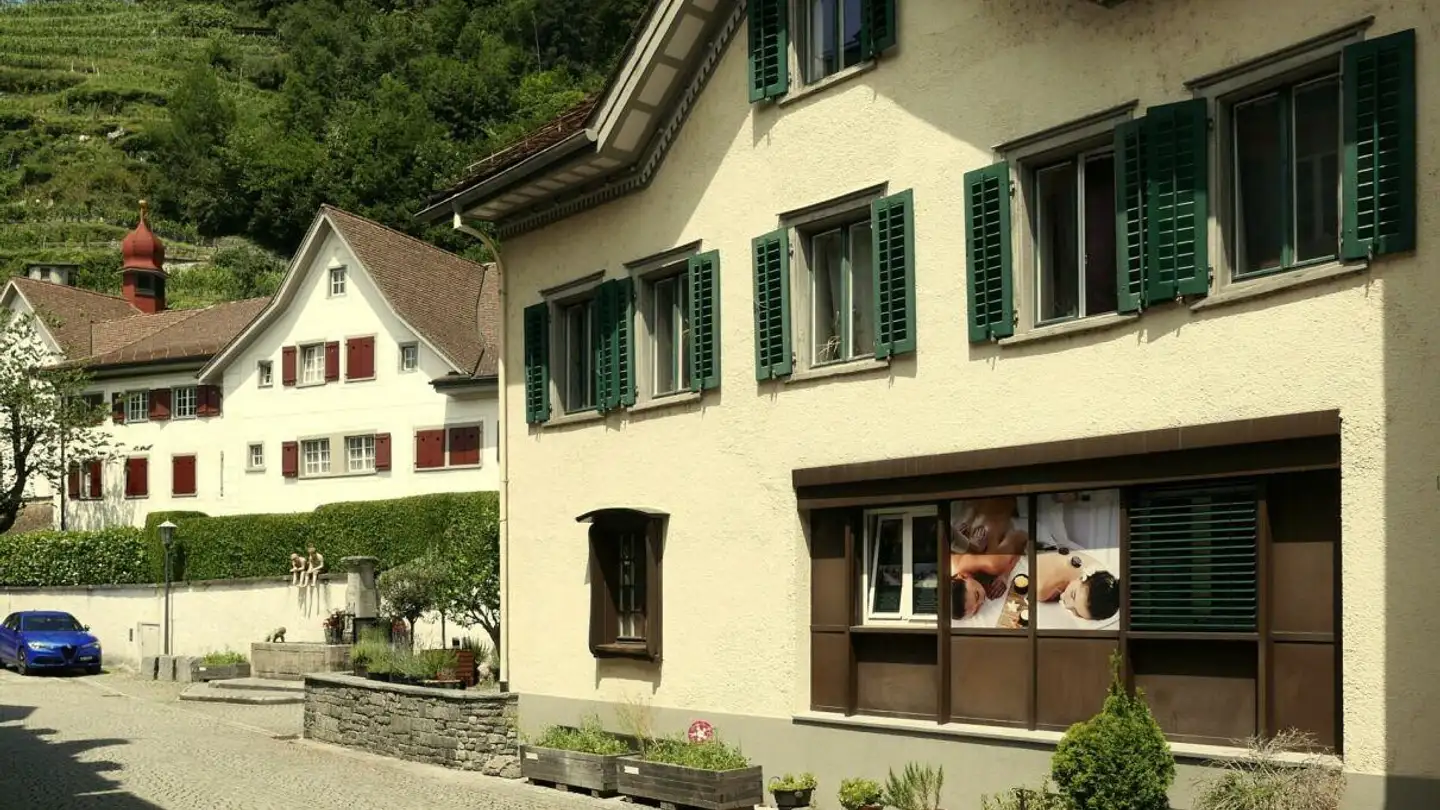 Mehrfamilienhaus kaufen - Im Städtli 33, 8872 Weesen - Foto 2