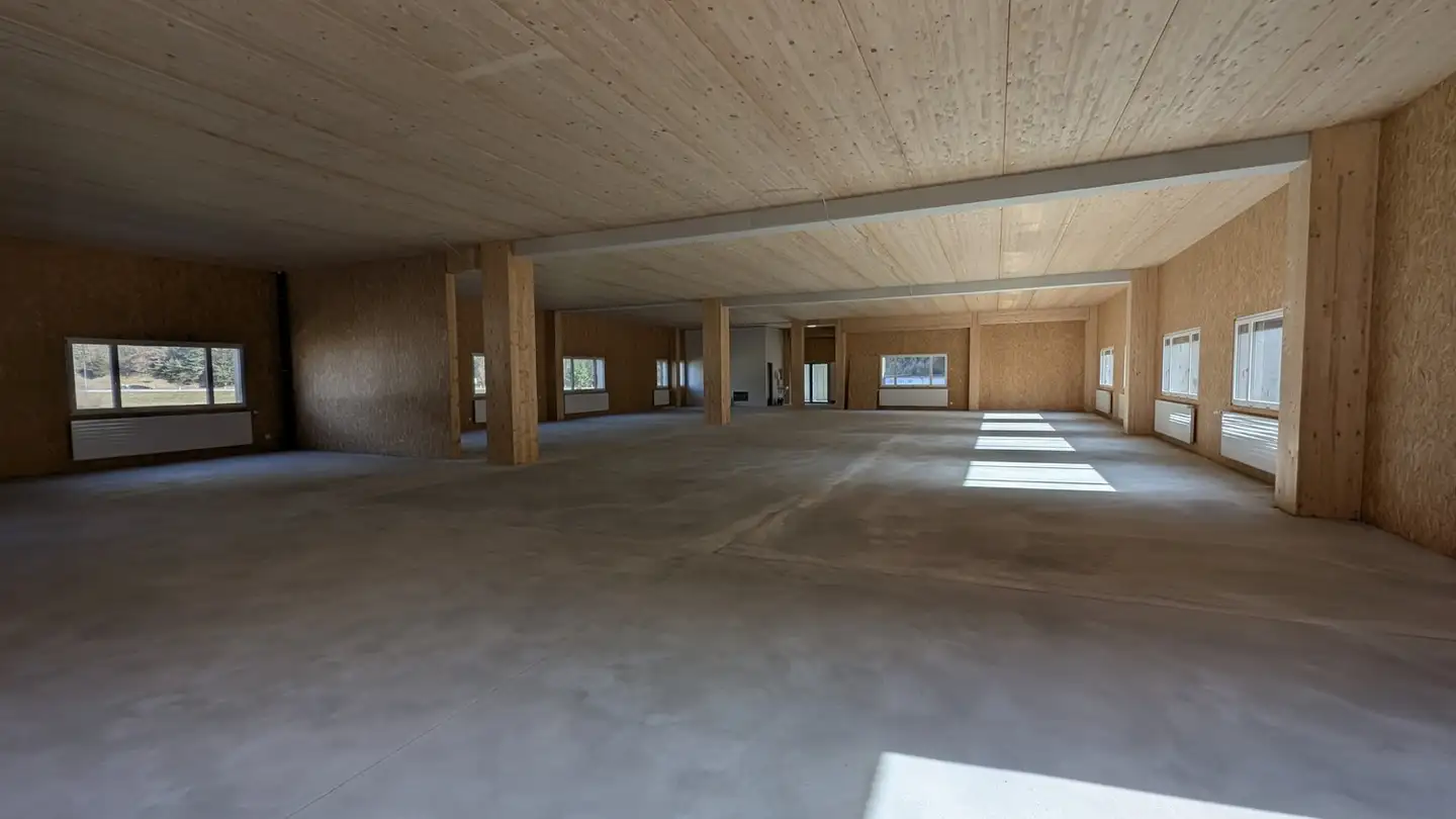 Commerciale in affitto - Gotthardstrasse 2, 6474 Amsteg - Photo 2