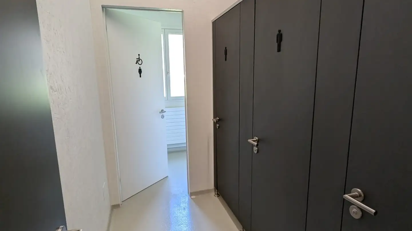 Commerciale in affitto - Gotthardstrasse 2, 6474 Amsteg - Photo 4