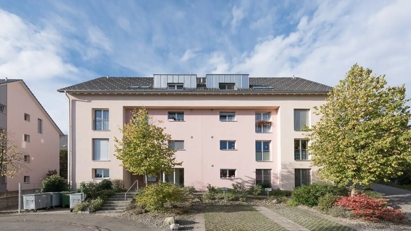 Appartamento in affitto - Büelstrasse 35, 8132 Hinteregg