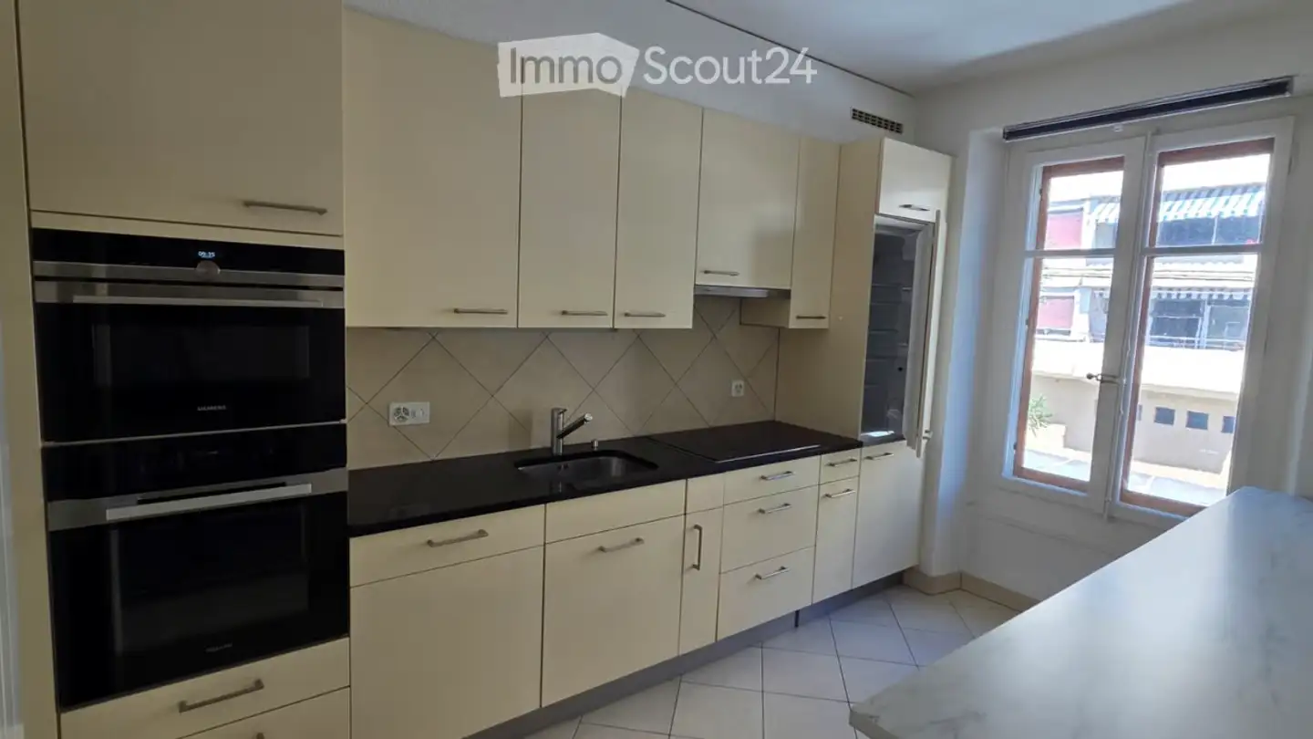 Wohnung mieten - Rue De Port-Roulant 15, 2000 Neuchâtel - Foto 4