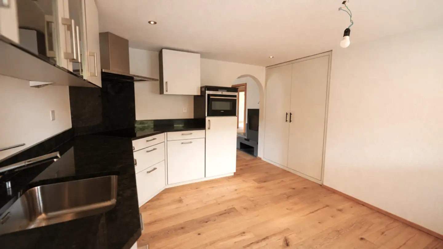 Apartment for rent - Via Sum Tschuppinas 16, 7184 Curaglia - Photo 3