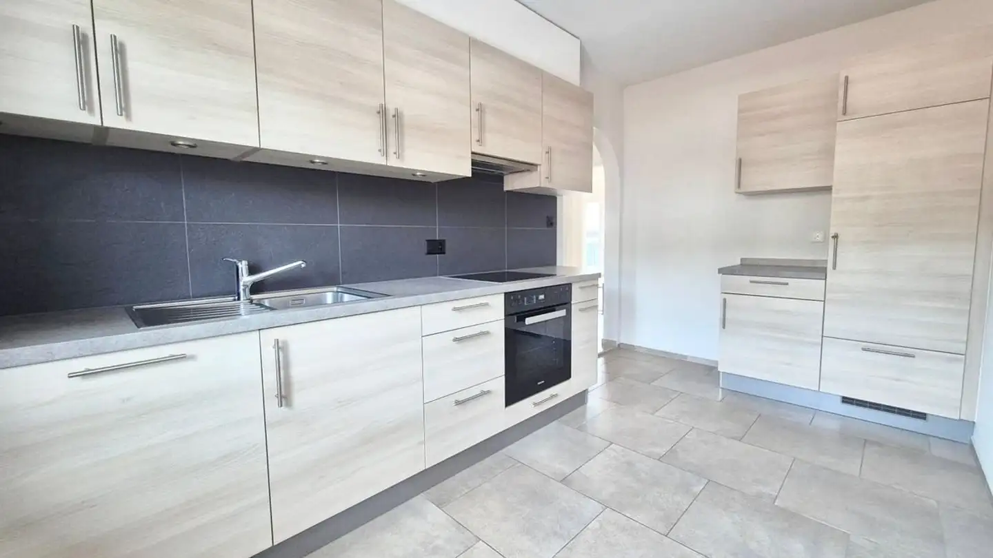 Appartement à louer - Chemin Des Lovières 1, 2720 Tramelan - Photo 2