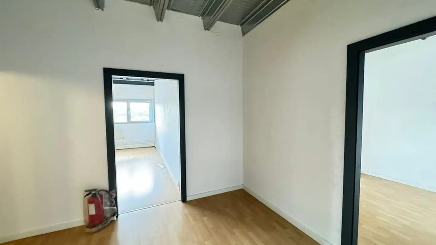 Commerciale in affitto - Chemin Du Coteau 29e, 1123 Aclens - Photo 4