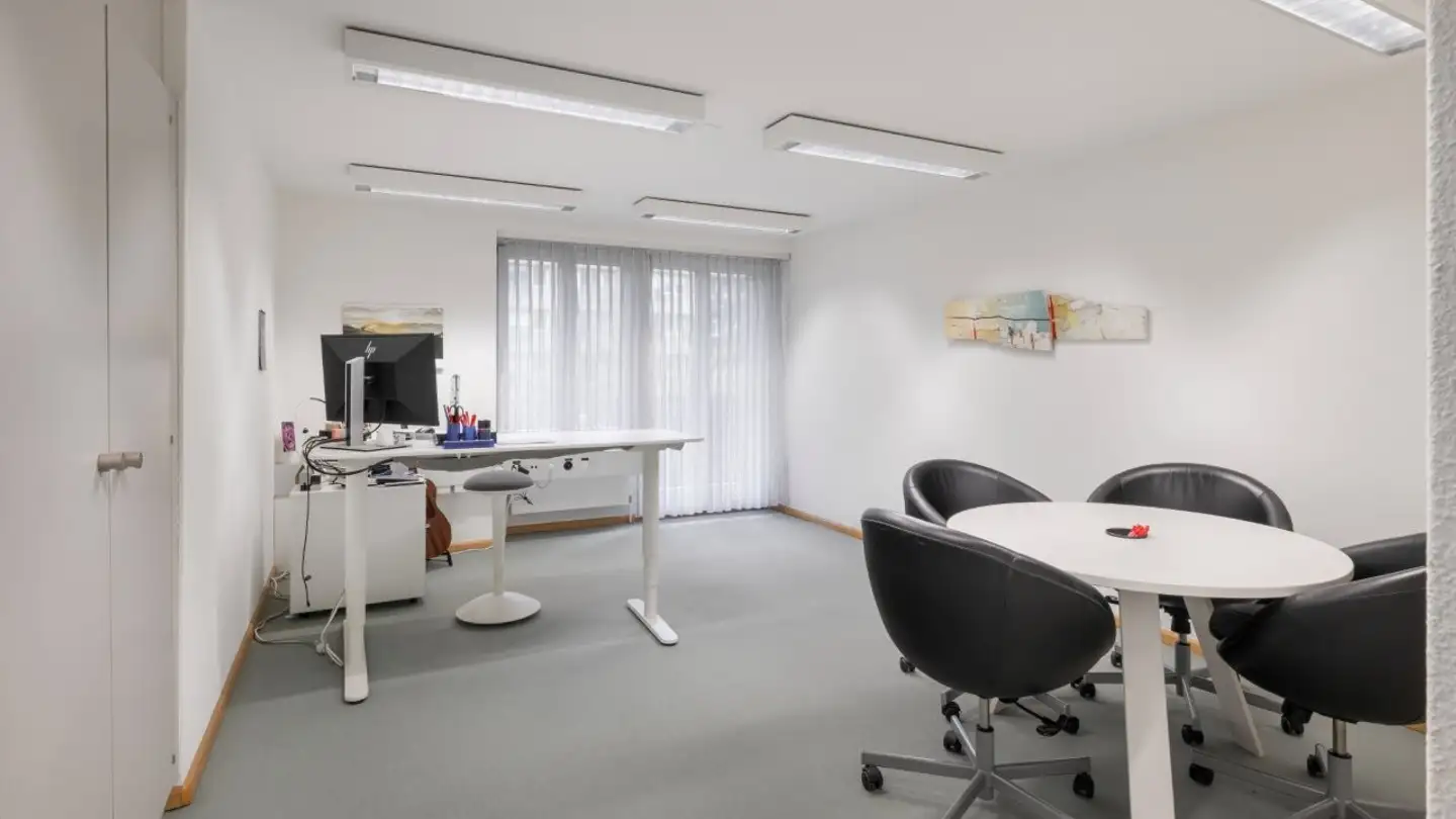 Bürofläche mieten - Bahnhofstrasse 1, 4133 Pratteln - Foto 2