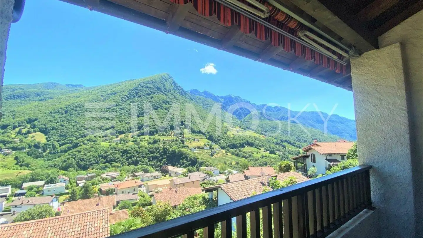 Row house for sale - 6822 Arogno