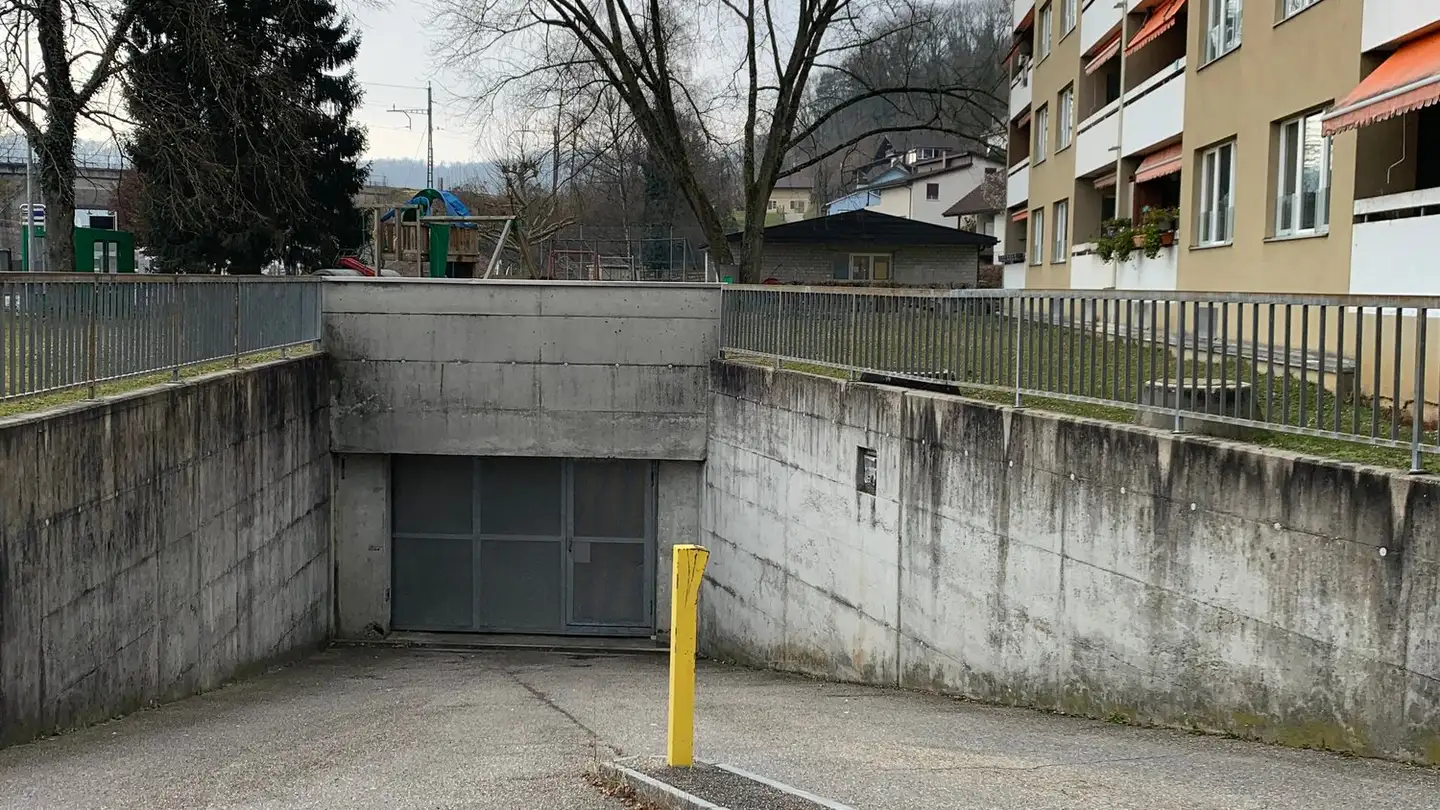 Underground parking space for rent - Winznauerstrasse 159, 4632 Trimbach