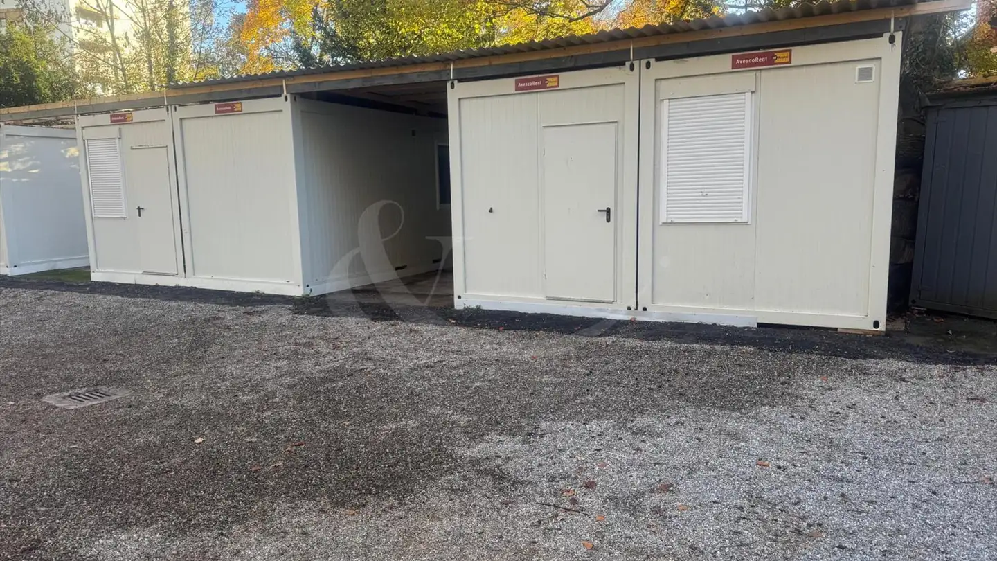 Commercial à louer - 1219 Châtelaine