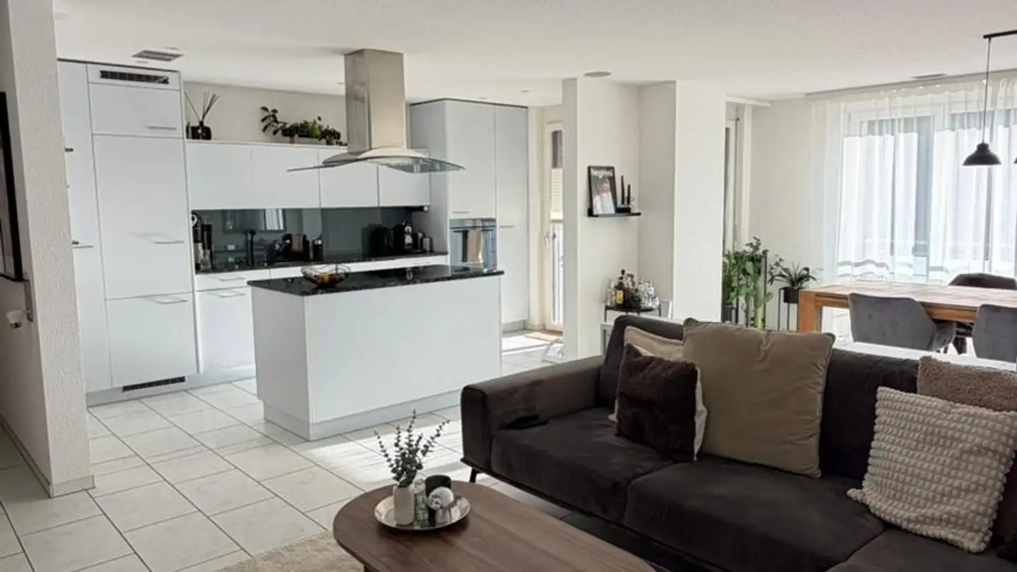 Möblierte Wohnung mieten - Grafschaftstrasse 81a, 8172 Niederglatt ZH - Foto 2