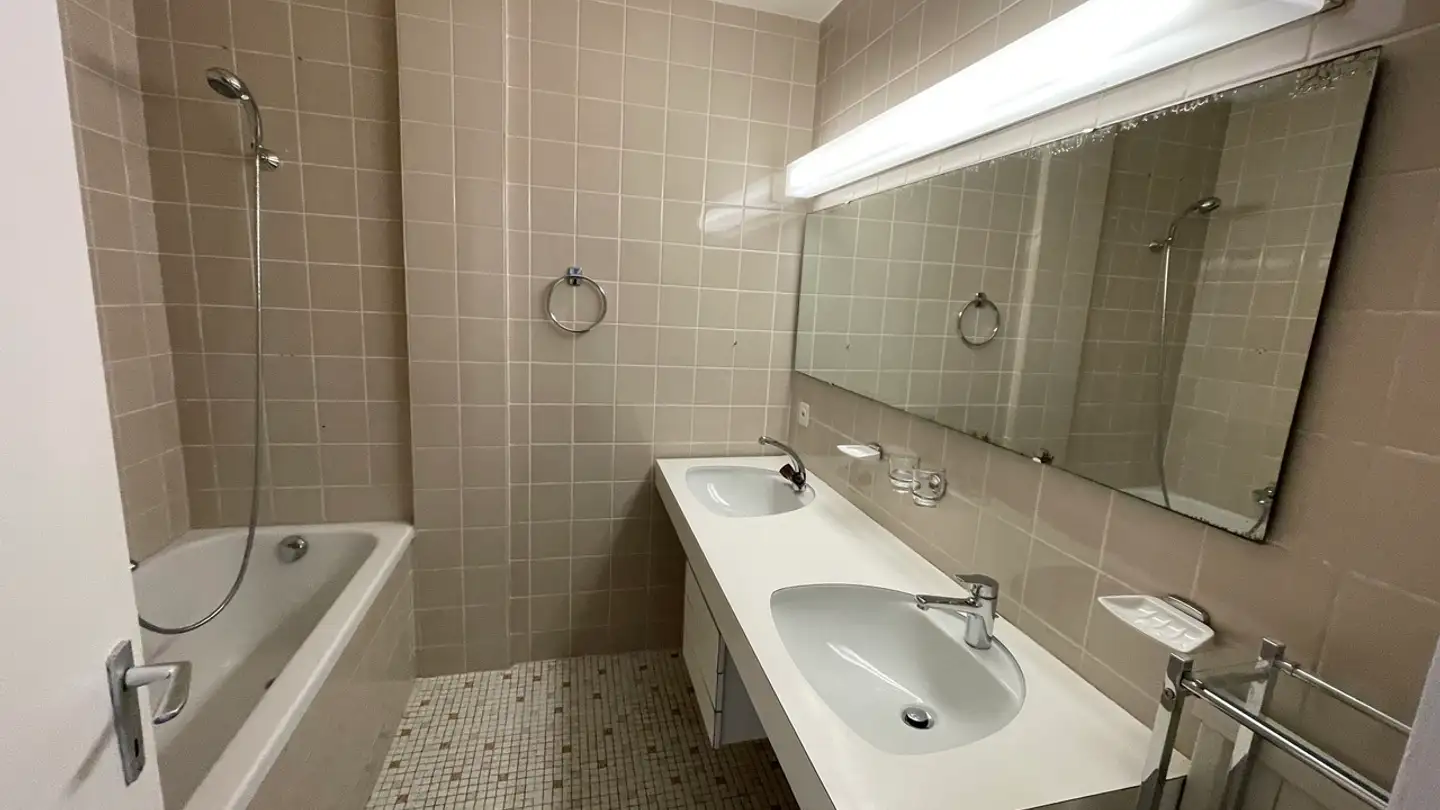 Apartment for rent - Rue de l'Industrie, 1700 Fribourg - Photo 4