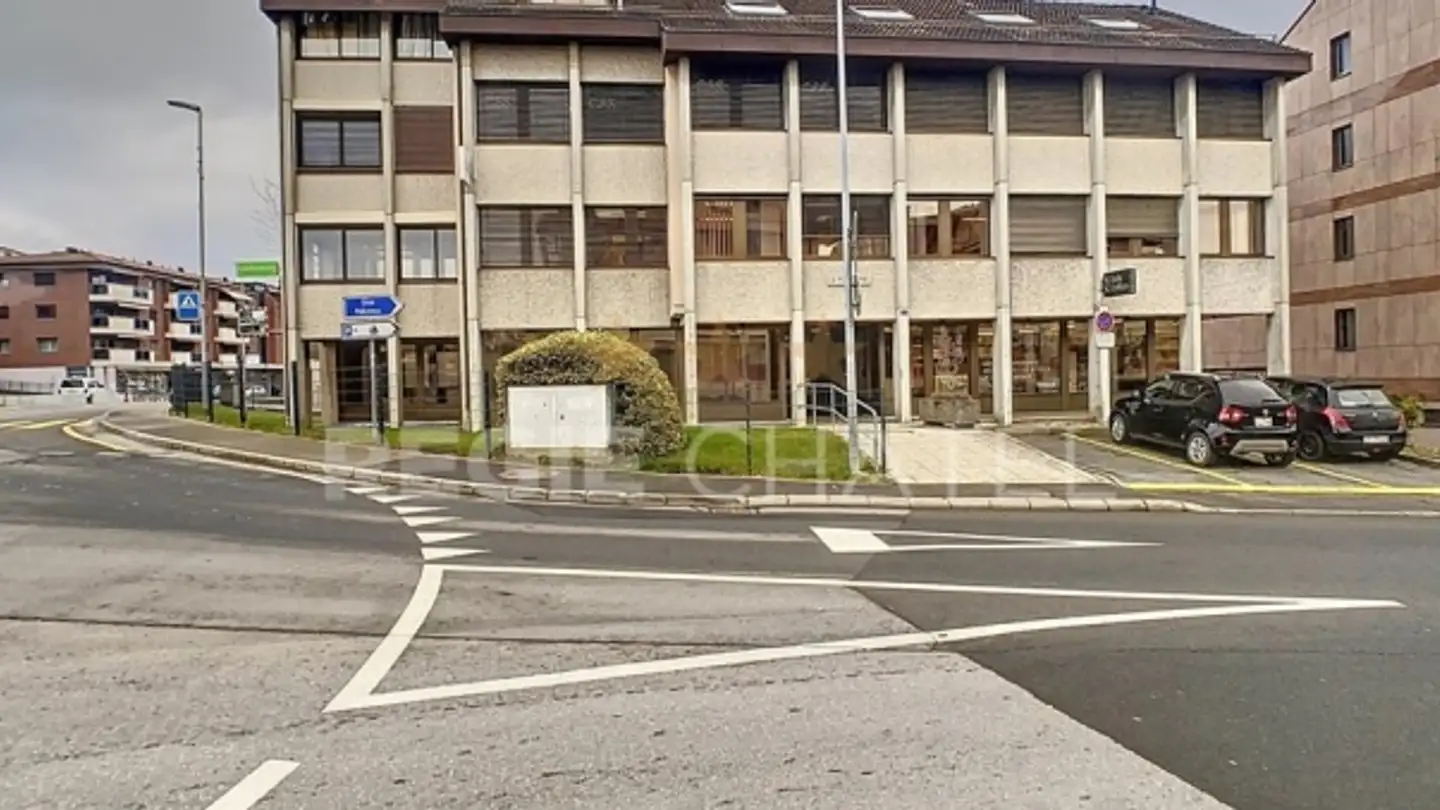 Commerciale in affitto - Avenue De La Gare 40, 1618 Châtel-St-Denis - Photo 2