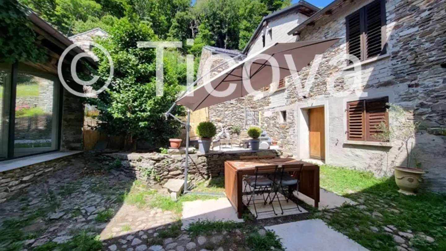 Appartement à louer - 6802 Rivera