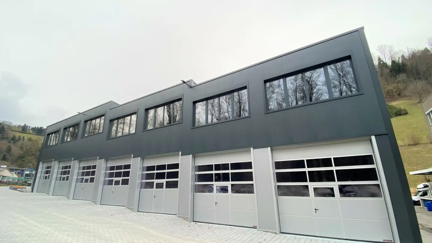 Commercial à louer - Rengglochstrasse 40, 6012 Obernau