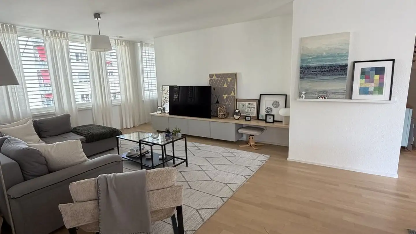 Wohnung mieten - Badenerstrasse 661, 8048 Zürich