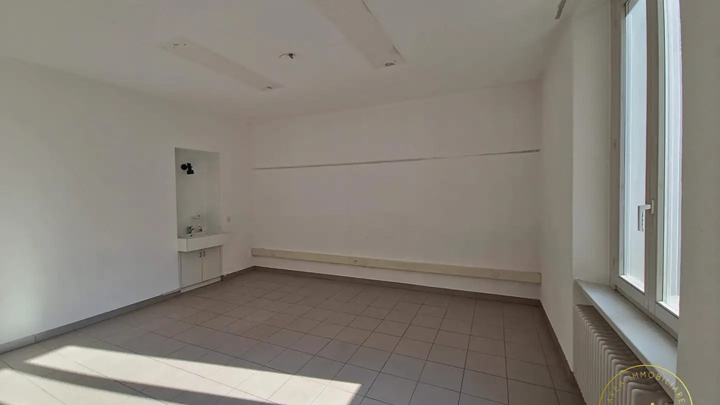 Mischgenutztes Gebäude kaufen - 6830 Chiasso - Foto 4