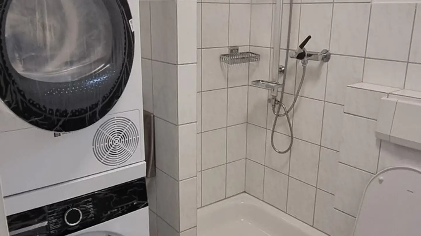 Single room for rent - Schwarzwaldallee, 4058 Basel