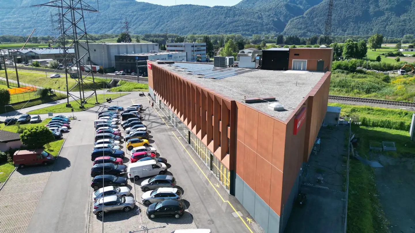 Gewerbe mieten - Via Al Pizzante 12, 6595 Riazzino - Foto 2