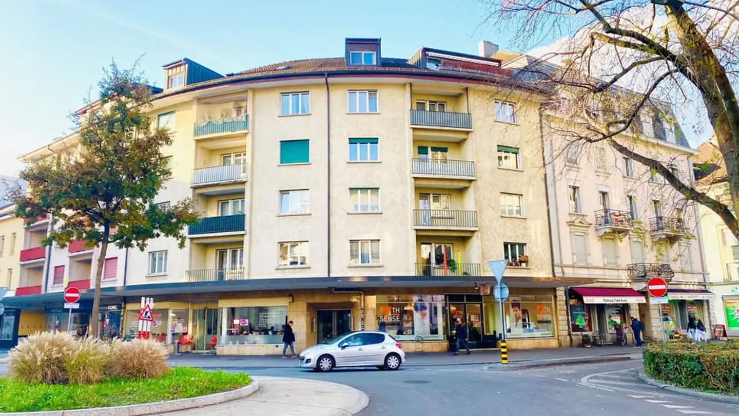 Commercial for rent - Rue De Morat / Murtenstrasse 18, 2502 Biel/Bienne