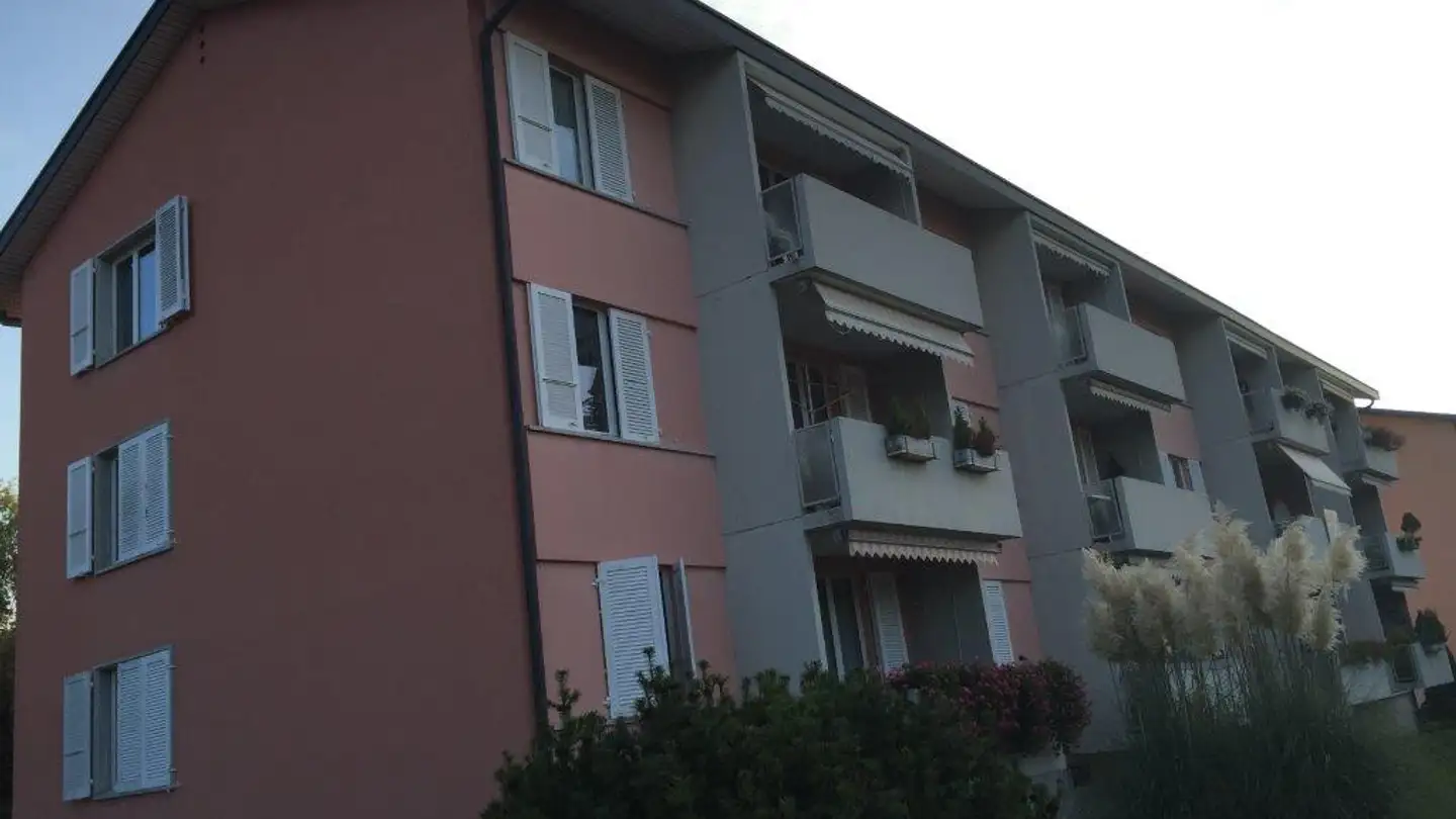 Garage individuel à louer - Dammweg 4a, 3426 Aefligen