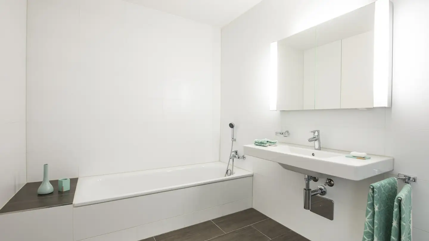 Wohnung mieten - Neue Aarburgerstrasse 22, 4852 Rothrist - Foto 4