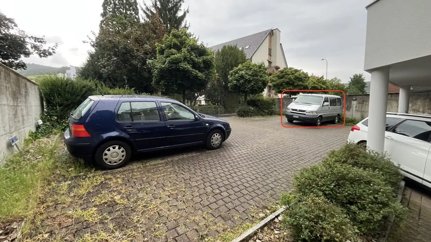 Parkplatz im Freien mieten - Hauptstrasse 54, 4450 Sissach