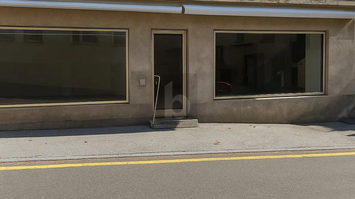 Shop for rent - 3972 Miège - Photo 3