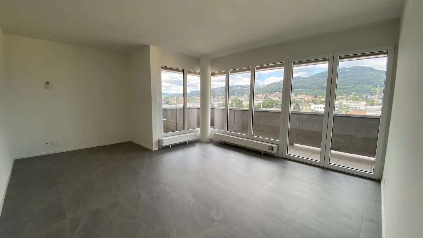 Bureau à louer - Via Giuseppe Motta 2, 6850 Mendrisio