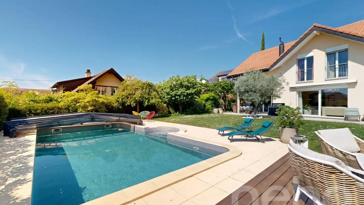 Single house for sale - 1027 Lonay