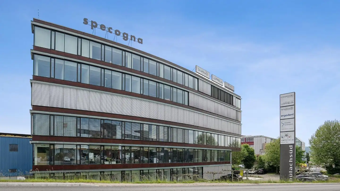 Bürofläche mieten - Kasernenstrasse 1, 8184 Bachenbülach - Foto 2
