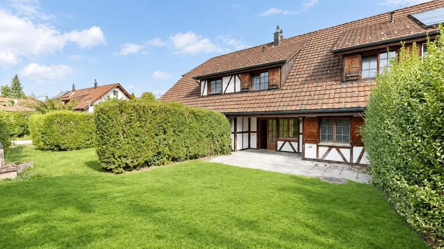 Row house for sale - 8618 Oetwil am See