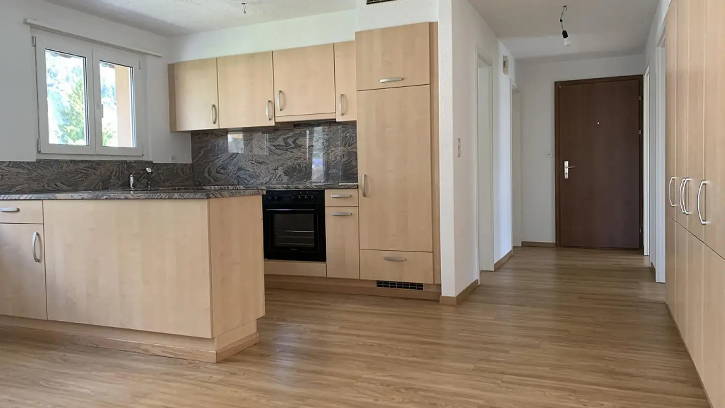 Wohnung mieten - Hochwangstrasse 5, 7012 Felsberg