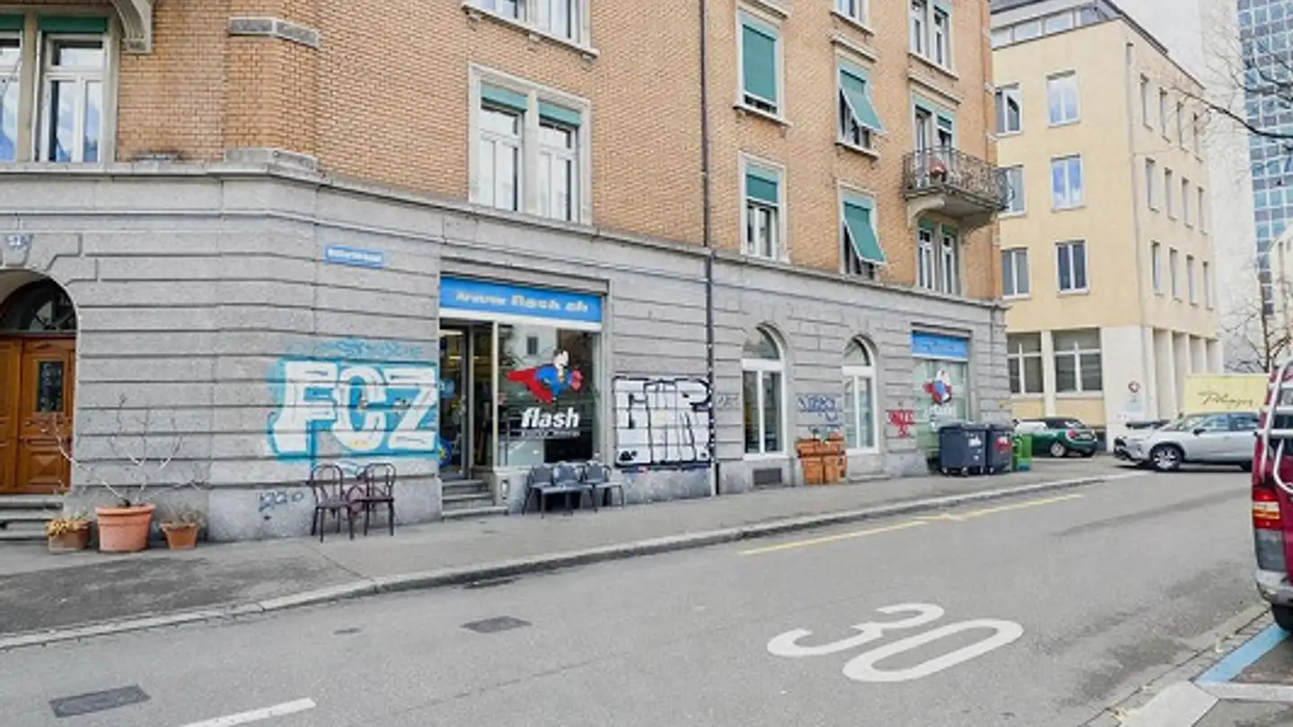 Commercial à louer - Weberstrasse 17, 8004 Zürich