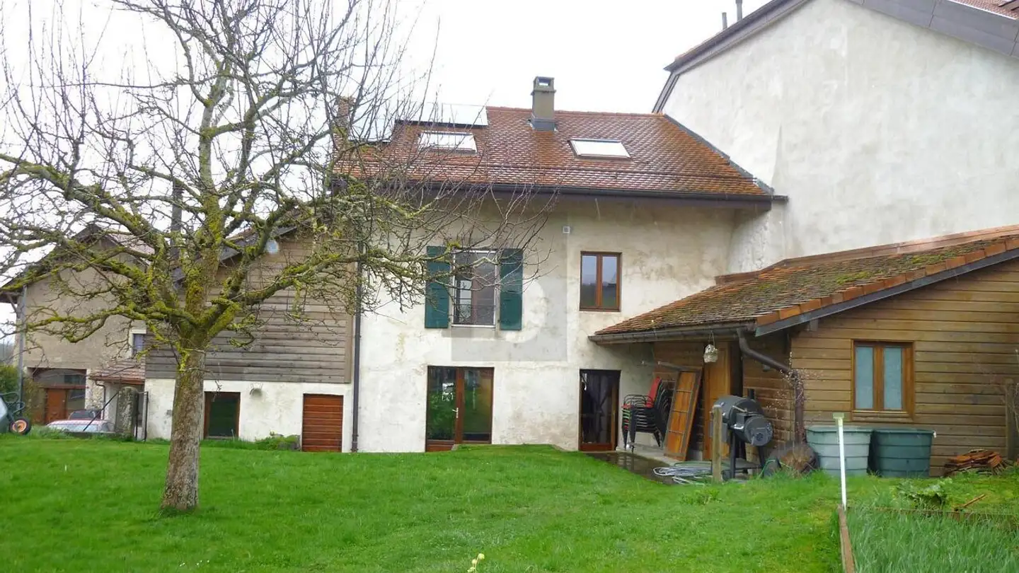 Row house for rent - 1353 Bofflens