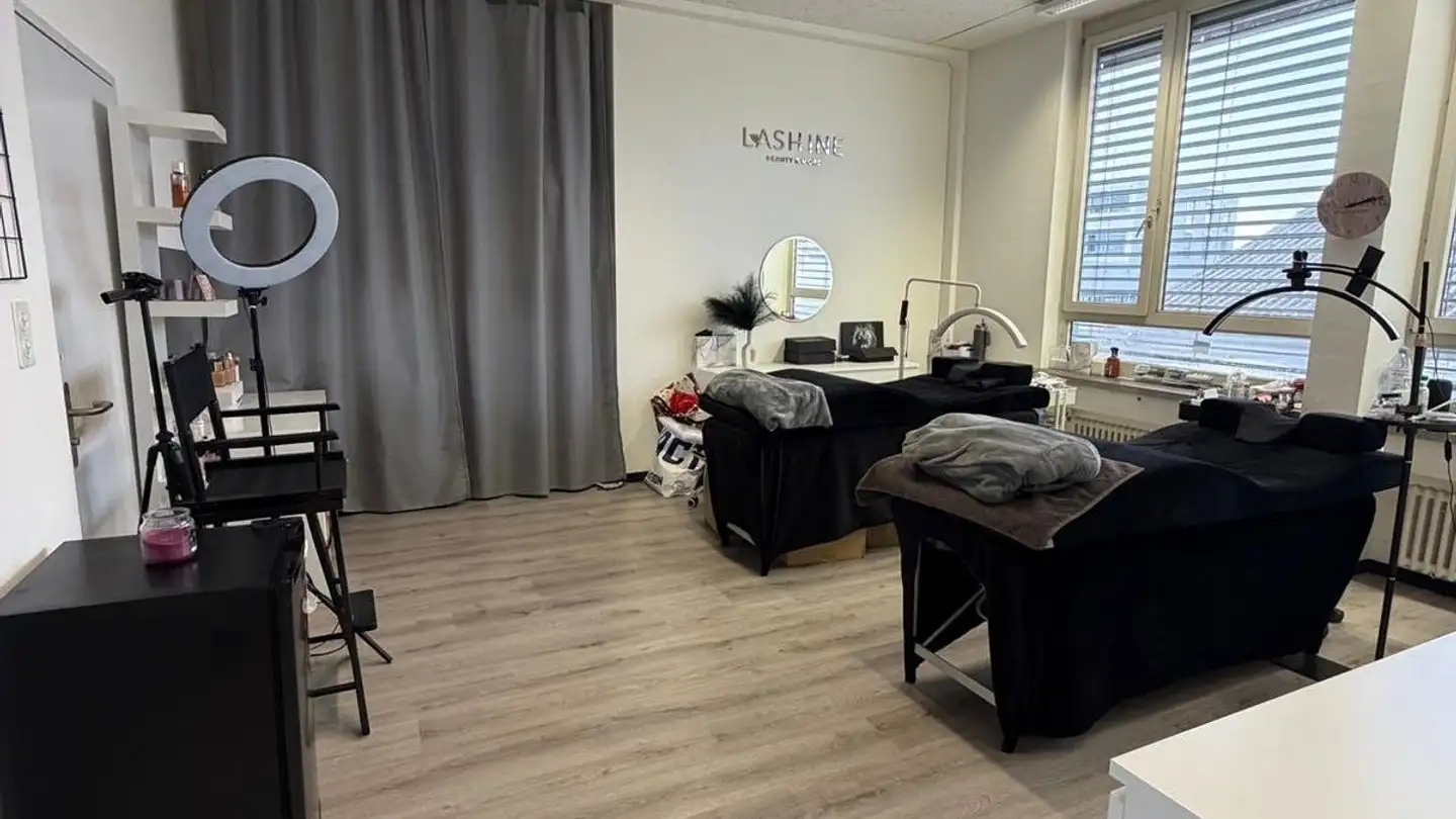 Industrial property for rent - Adlikerstrasse 255, 8105 Regensdorf - Photo 3