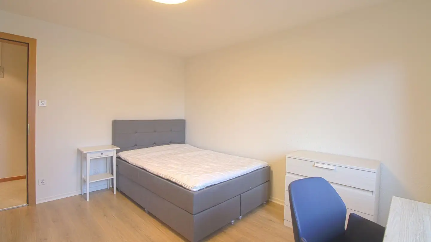 Chambre à louer - 8304 Wallisellen - Photo 2