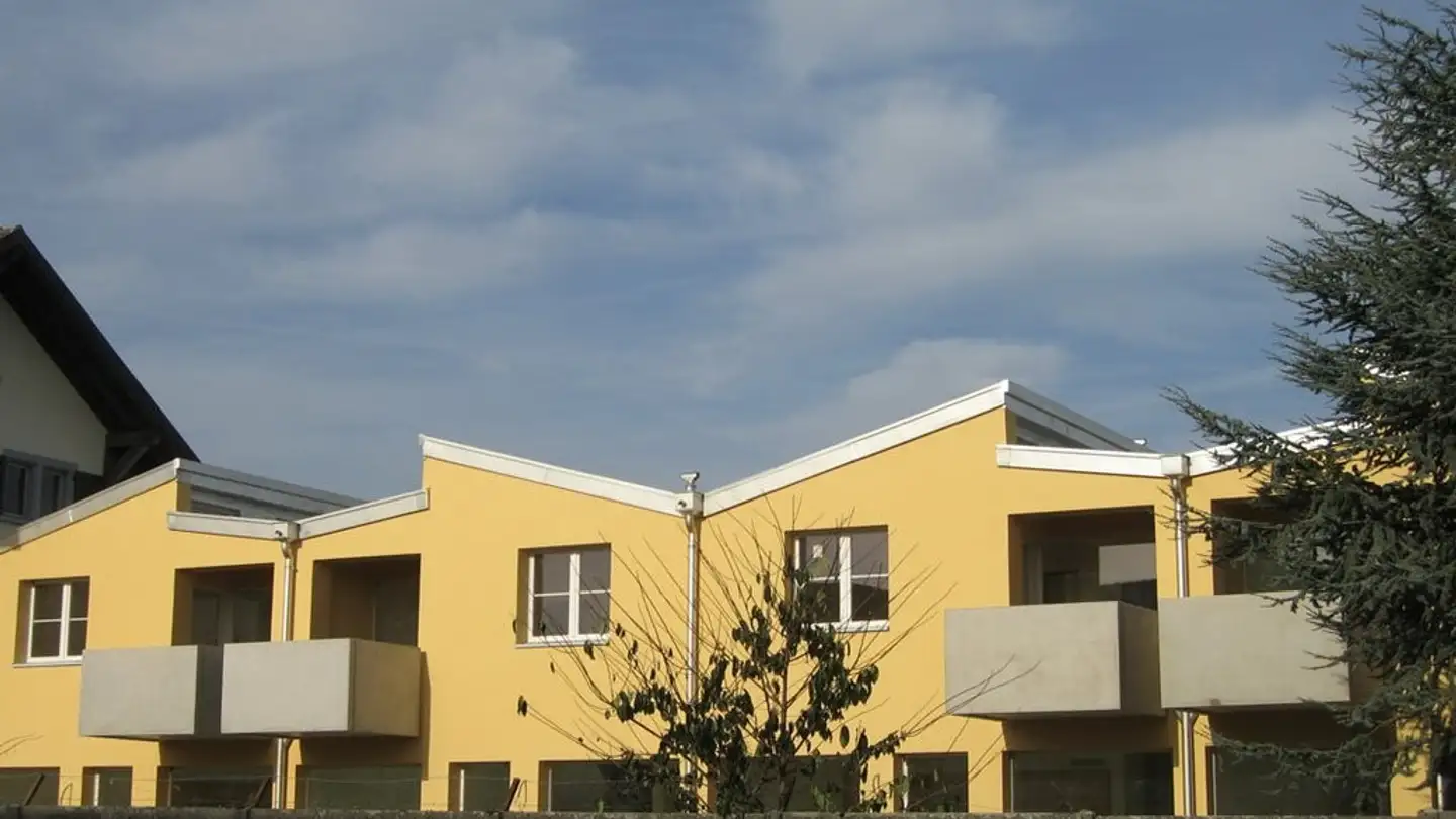 Place de parking extérieure à louer - Avenue De La Gare 92, 1022 Chavannes-près-Renens