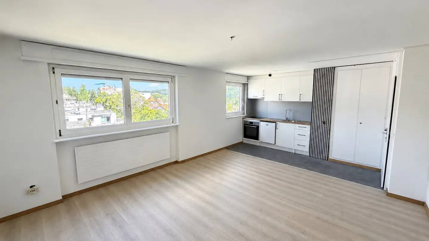 Appartamento in affitto - Rue De La Charrière 73, 2300 La Chaux-de-Fonds