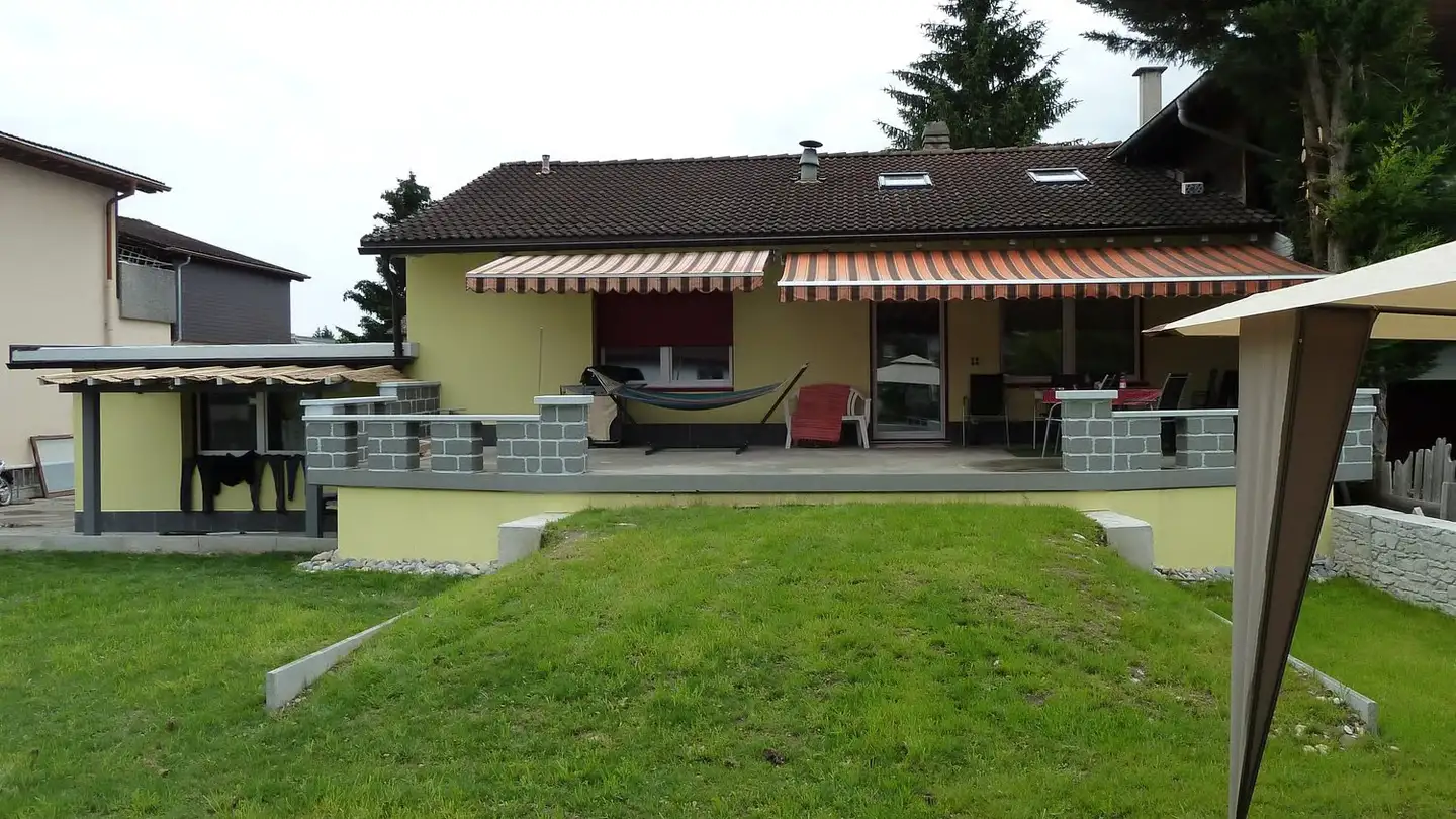 Einfamilienhaus mieten - Jungfraustrasse 27, 3661 Uetendorf
