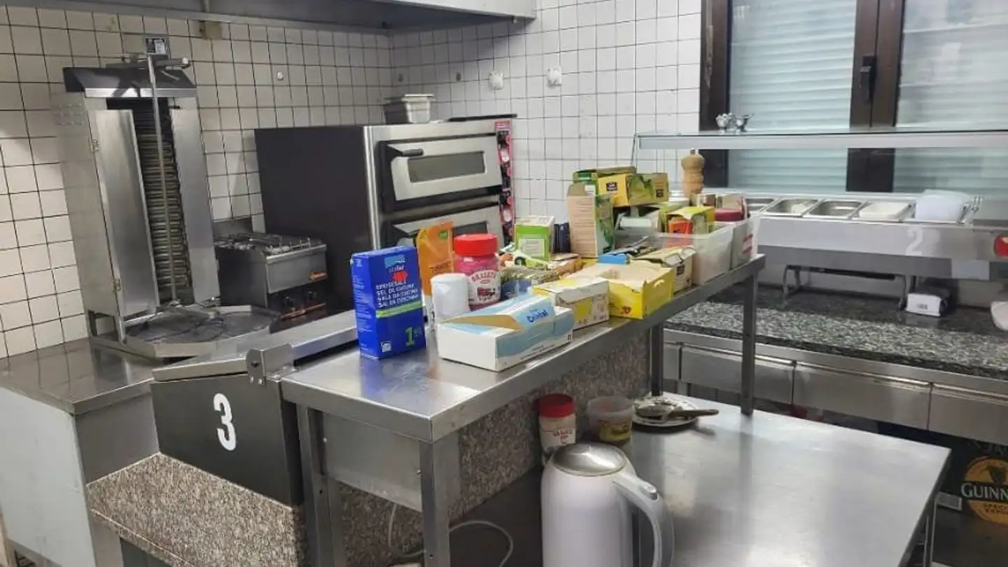 Ristorante in affitto - Rue Du Général-Dufour / General-Dufour-Strasse 41, 2502 Biel/Bienne - Foto 3