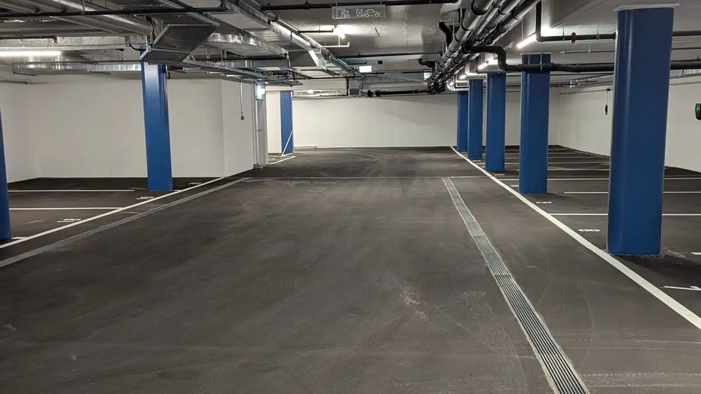 Outdoor parking space for rent - Gütschweg 1, 6410 Goldau