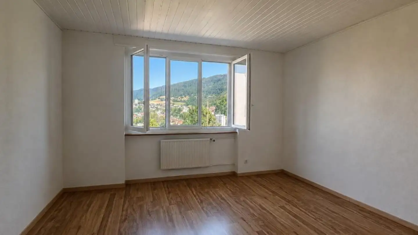 Apartment for sale - 2740 Moutier - Photo 3