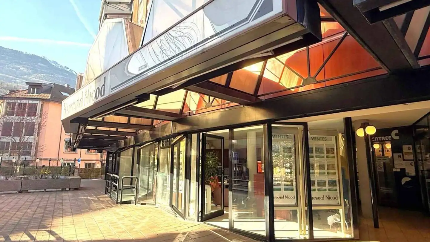 Office space for sale - 1870 Monthey