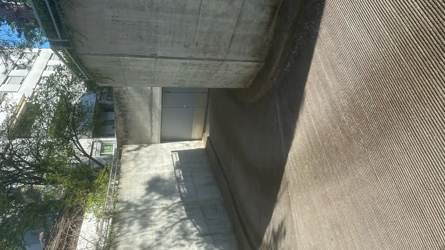 Underground parking space for rent - Baslerstrasse 28a, 4103 Bottmingen