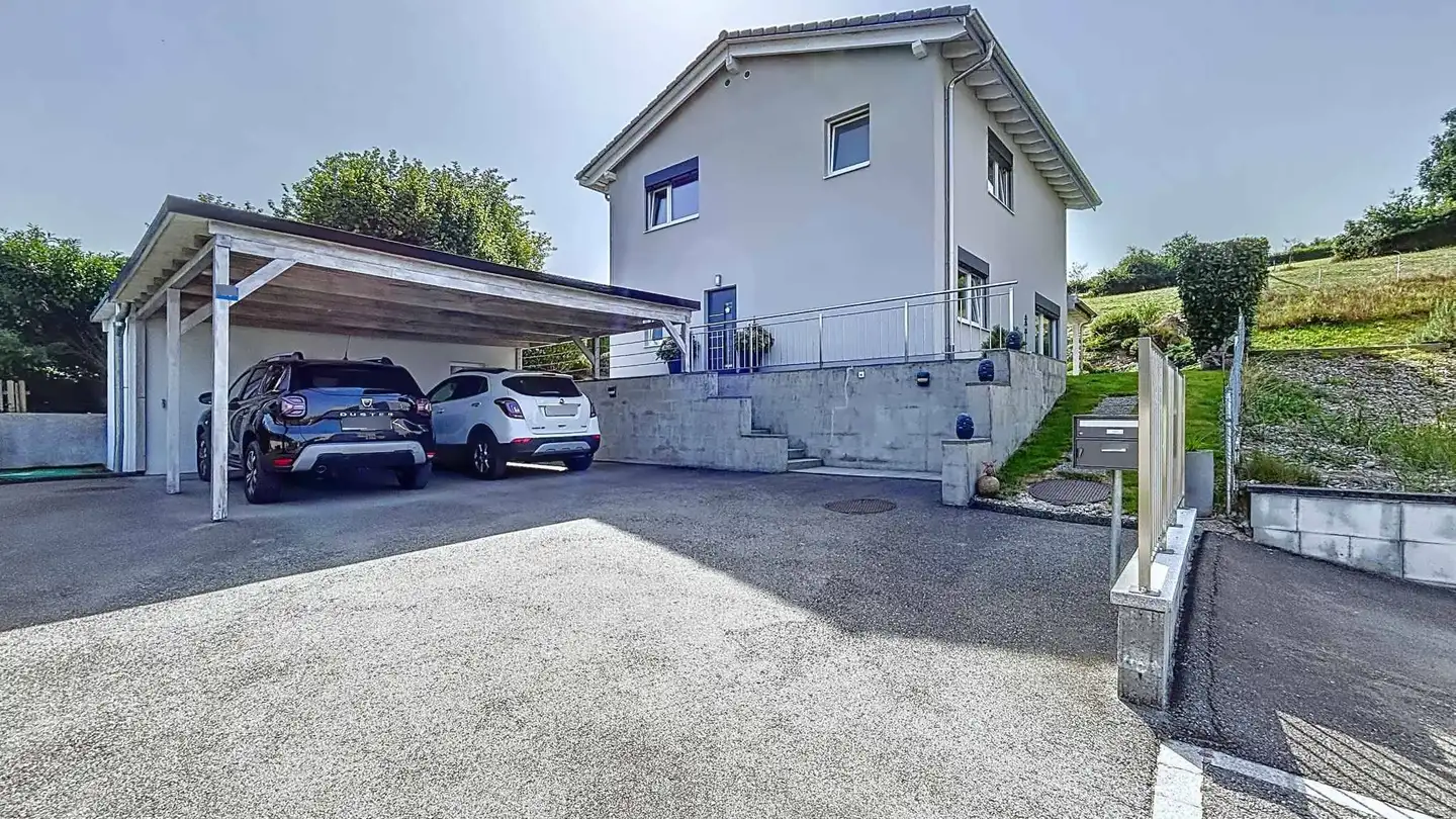 Villa in vendita - 1583 Villarepos